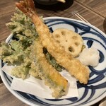 石臼挽き二八そば そばしき紀尾井町 横浜MORE’S店 - 