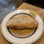 BistroBoo -  ムネ肉のピカタ〜バターチキン〜。これ、騙されたとおもって食べてほしいです…。