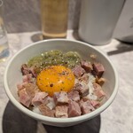 shizuku - チャーシューご飯(ねぎ塩にんにくソース)