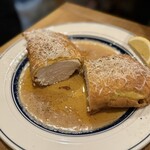 BistroBoo - 胸肉なのに柔らかくて超ジューシー、バターのコクのあるソースとのマリアージュが最高なんです…