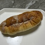 塩パン屋 パン・メゾン - 塩パンのアップルパイ