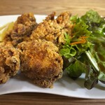 大衆割烹 まつもと - 若どりもも唐揚げ　580円