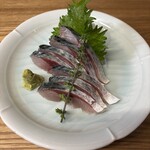 大衆割烹 まつもと - ぴちぴちのサバが入りました！
今日はこのままお刺身で！鯖刺身880円