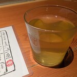 ごはんや一芯 - 食前：緑茶（冷）
