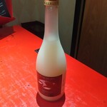 焼肉トラジ 日比谷店 - マッコリは四合瓶