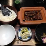 Izumiya - 鰻定食