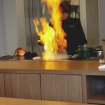 Restaurant Honjin - フランベ