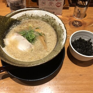 越後秘蔵麺 無尽蔵_0