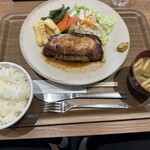グリル かみさと - 【2026.2.7(土)】姫豚厚切りポークステーキ（300g）2,480円＋ご飯セット（ご飯＋味噌汁）330円