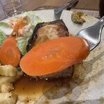 グリル かみさと - 【2026.2.7(土)】姫豚厚切りポークステーキのニンジン