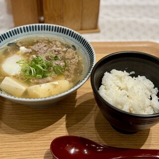 肉うどん・肉どうふ えん_1