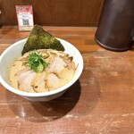 麺や而今 - 限定 豚骨醤油らーめん