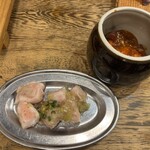 大衆ホルモン肉力屋 - ミノサンド、ミックスホルモン