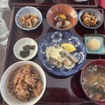 サカカンカフェ - 酵素玄米大御膳(魚の竜田揚げ)小鉢も味噌汁もとても美味