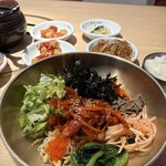 韓国料理 カンガンスルレ東館 - タコ炒め野菜ビビンバ