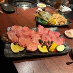 焼肉きたじま - 極上タンと牛タン塩です(o^^o)