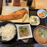 なか里 - スーパー鮭焼定食