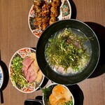野菜巻きと肉刺しと日本酒 くるり - 