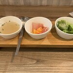 サチア ビーフストロガノフ - 