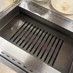 ねぎたん塩・焼肉・お食事 ジャン高山 - 網は2回交換　けっこう細かく気にしてくれます♪