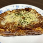 ブーランジェリー ミヤナガ - 若鶏の赤ワイン煮込み