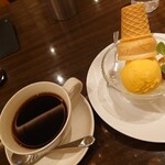 チーズとはちみつ 栄セントラルパーク店 - 