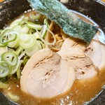 とんこつらぁ麺 松もと - とんこつラーメン♪