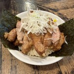 らーめん くじら軒 横浜本店 - くじら飯（はん）
