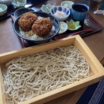 戒石茶屋 -   お得なセットメニュー
                                  お蕎麦とソースかつ丼