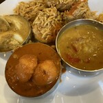 ヴェヌス サウス インディアン ダイニング - 今日のカレー4種