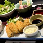 厚岸水産 かき小屋 池下店 - 金のカキフライ&対馬お刺身2種盛り膳