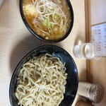 ラーメン二郎 - みそつけ麺 ヤサイ ニンニク アブラ ブタ3枚追加