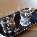 旭酒造 - 「純米大吟醸 磨き二割三分」と「磨き二割三分 遠心分離」