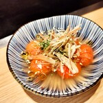 月島もんじゃ こぼれや - 冷製トマト京風出汁びたし