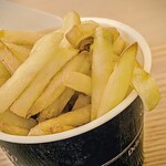 回し寿司 活 活美登利 - 寿司屋さんまで歩いて30分。
そして…やはり家内はフラポ。www
でも、旨い。笑