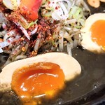 春一家 三代目 麺宿 - 味玉