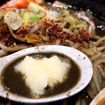 春一家 三代目 麺宿 - ニンニク