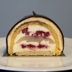 パティスリー イル・プルー・シュル・ラ・セーヌ - トランシュ・シャンプノワーズ