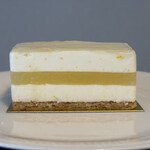 パティスリー イル・プルー・シュル・ラ・セーヌ - ムース柚子