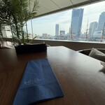 Dining Restaurant BAY GRILL By Yokohama Royal Park Hotel - 