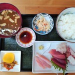 魚まる食堂 - 