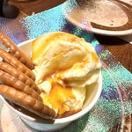 わらやき屋 - ミレービスケットアイス。