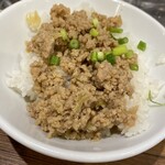嘉祥 - そぼろ丼