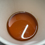 吉野家×はなまるうどん - つけ汁、色は薄めだが味はしっかり