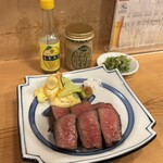 牛タンとクリスピー餃子 ひまわり - 