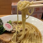 つけめん 蕾 - 三河屋製麺所の中太ストレート麺。