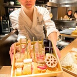 炭割烹 新谷 - 串見せ