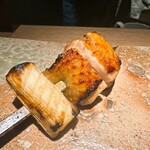 炭割烹 新谷 - 熊野地鶏のもも(膝上)を使ったねぎ身 ◎めちゃくちゃ美味しい！