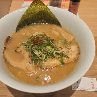ラーメンWalkerキッチン_1