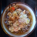 まる囲食堂 - かき揚げそば(トップビュ)